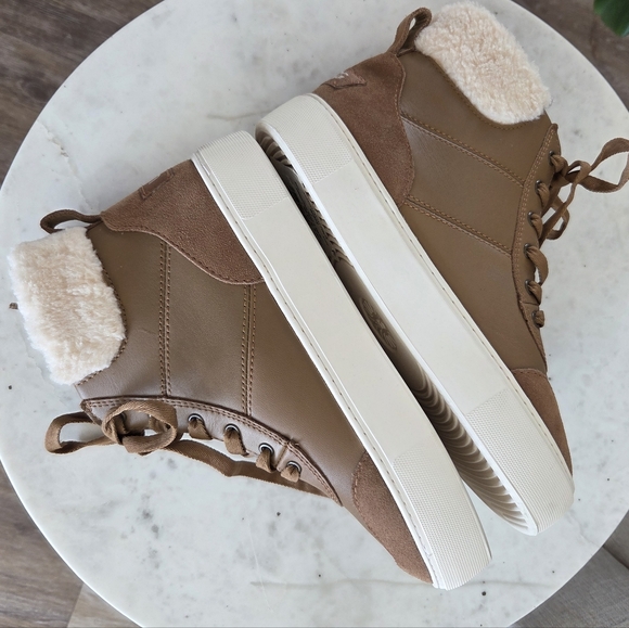 UGGÂ Cakewalk High-Top Sneaker Women's Plush Faux Fur Leather Suede Upper NWT Sz7 - Picture 10 of 14